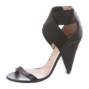 Iro leather sandals